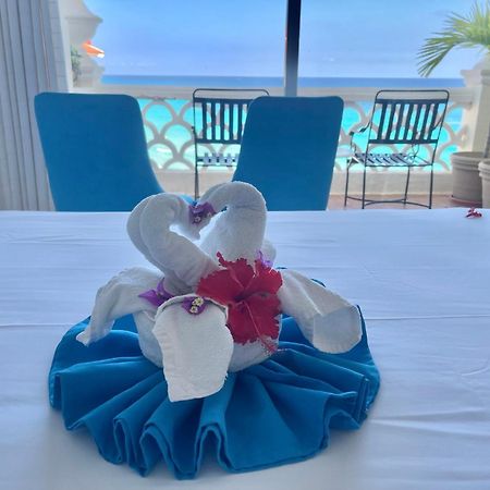 Ova Apartments Cancún Eksteriør billede