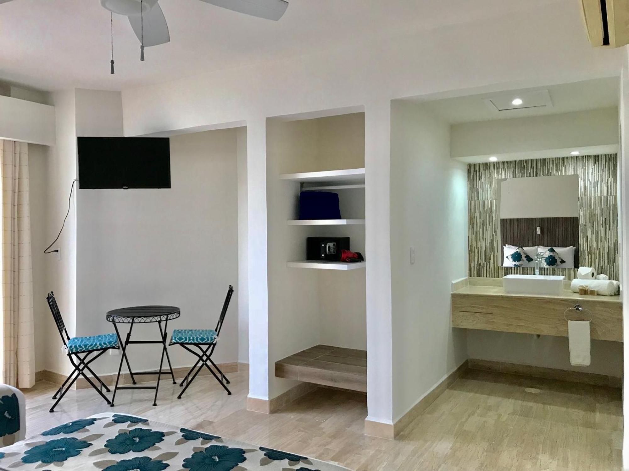Ova Apartments Cancún Eksteriør billede