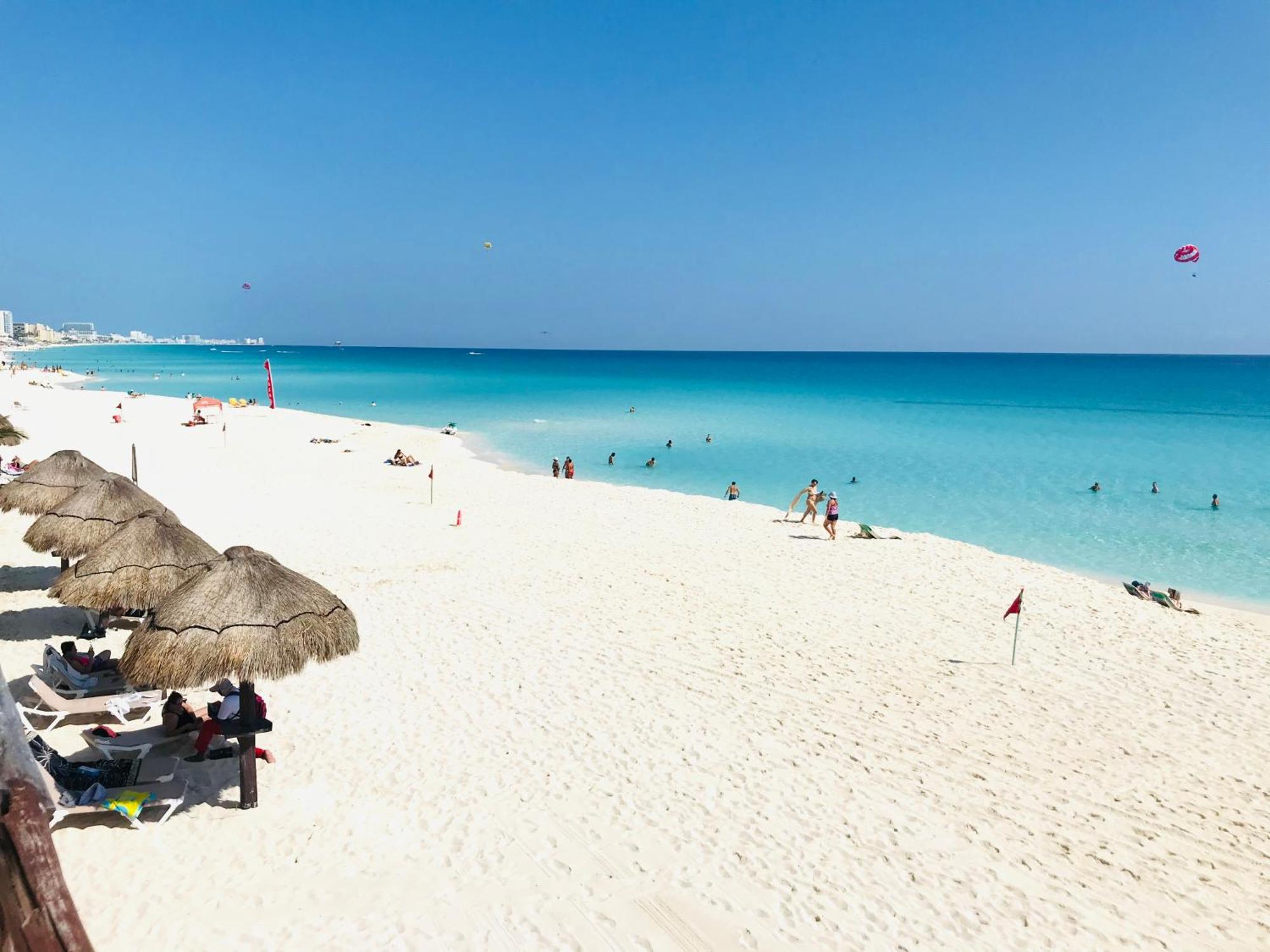 Ova Apartments Cancún Eksteriør billede