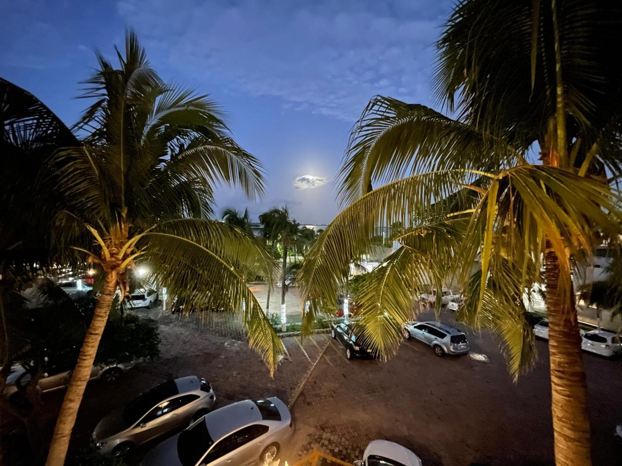 Ova Apartments Cancún Eksteriør billede