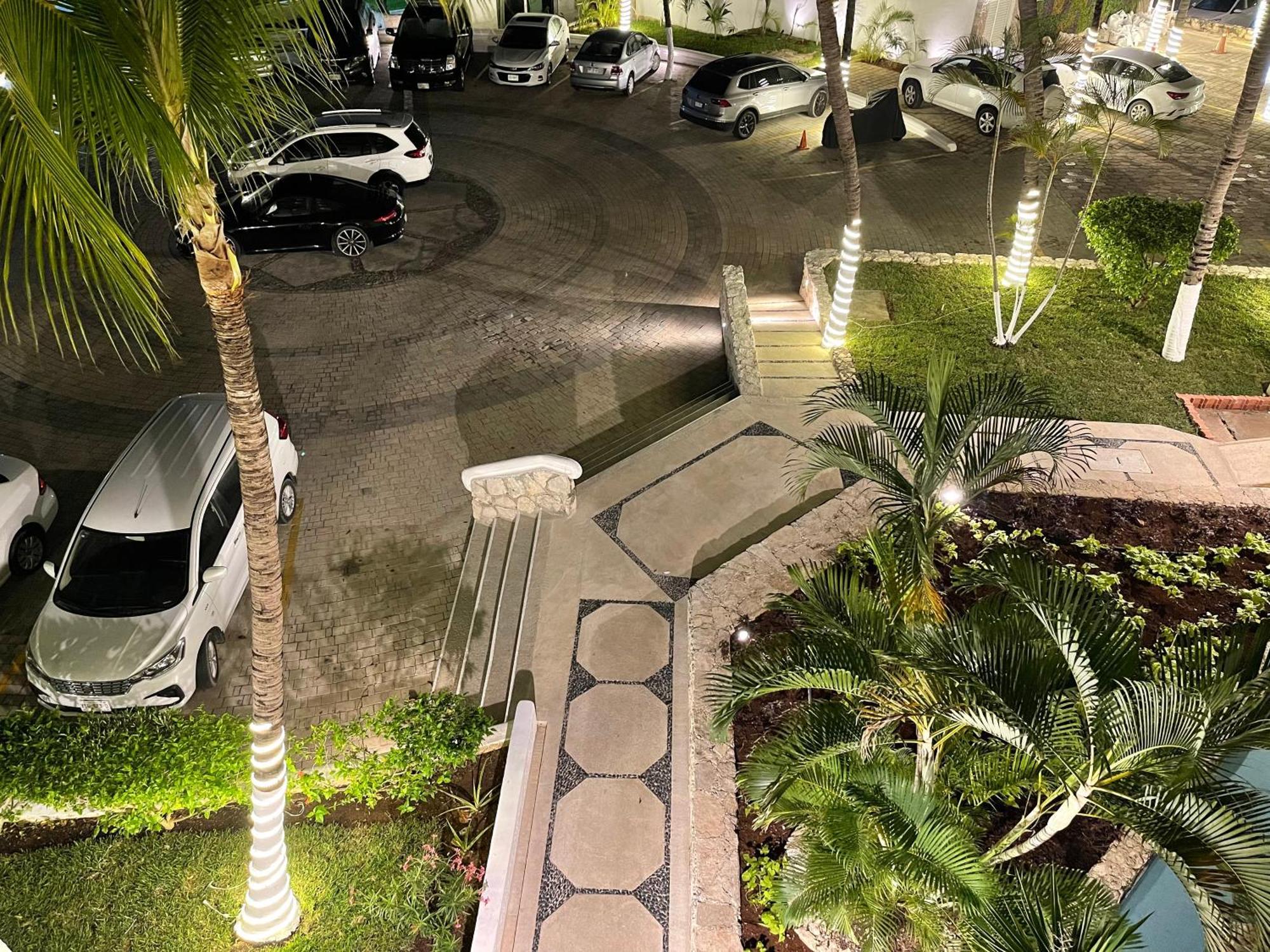 Ova Apartments Cancún Eksteriør billede