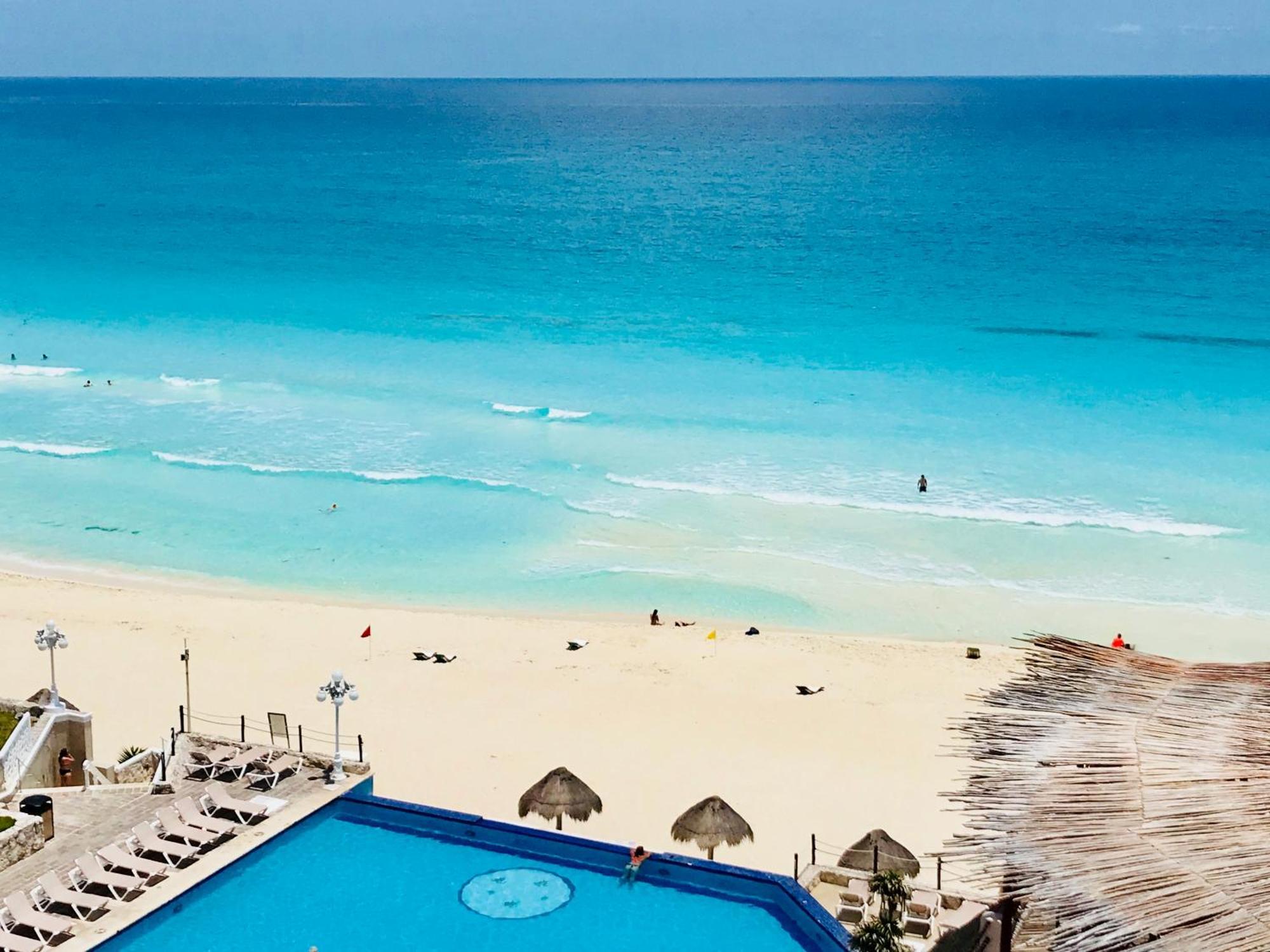 Ova Apartments Cancún Eksteriør billede