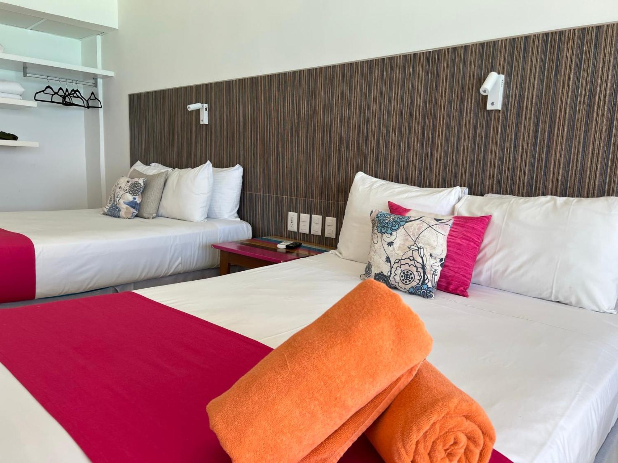 Ova Apartments Cancún Eksteriør billede