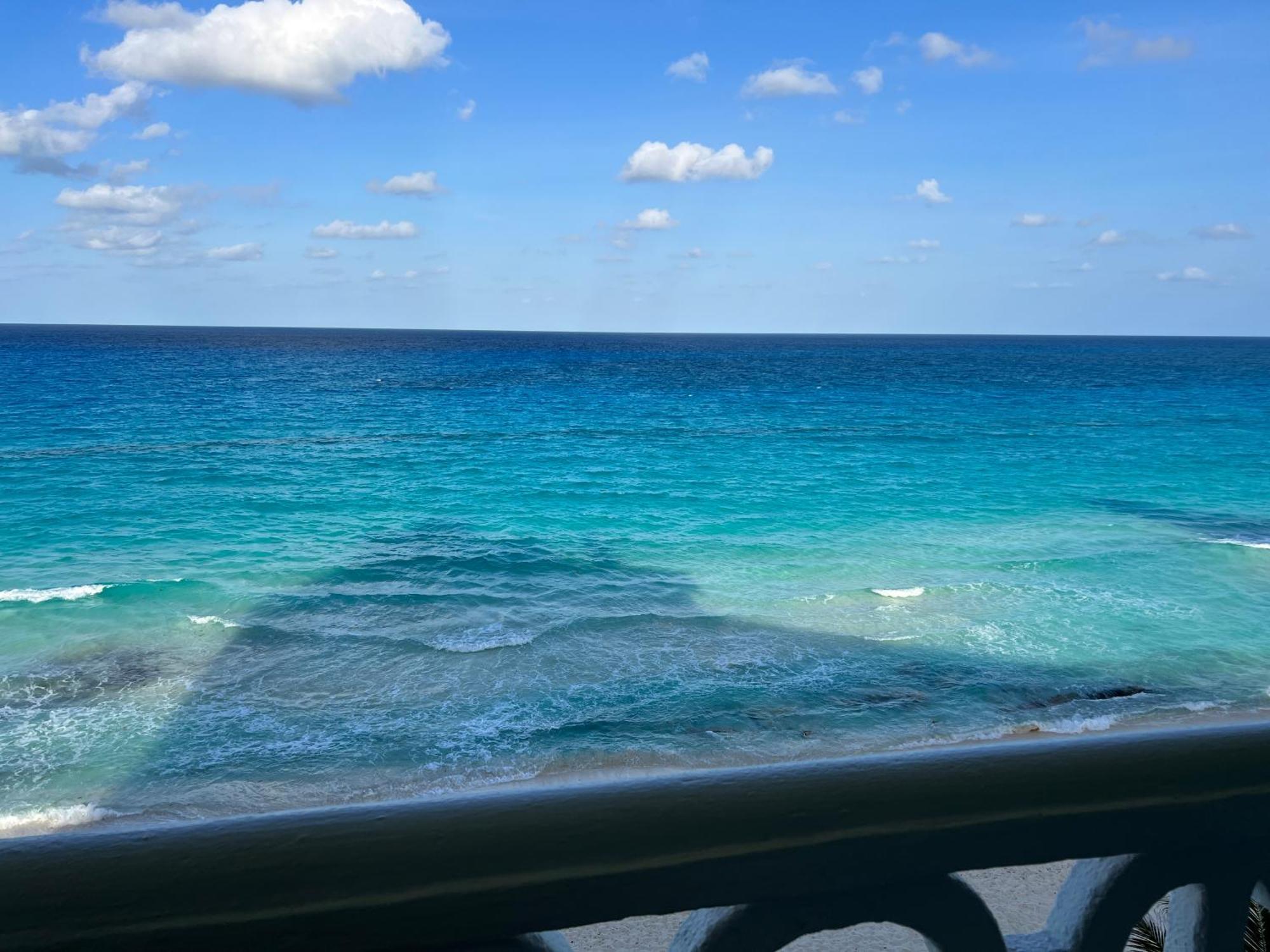 Ova Apartments Cancún Eksteriør billede