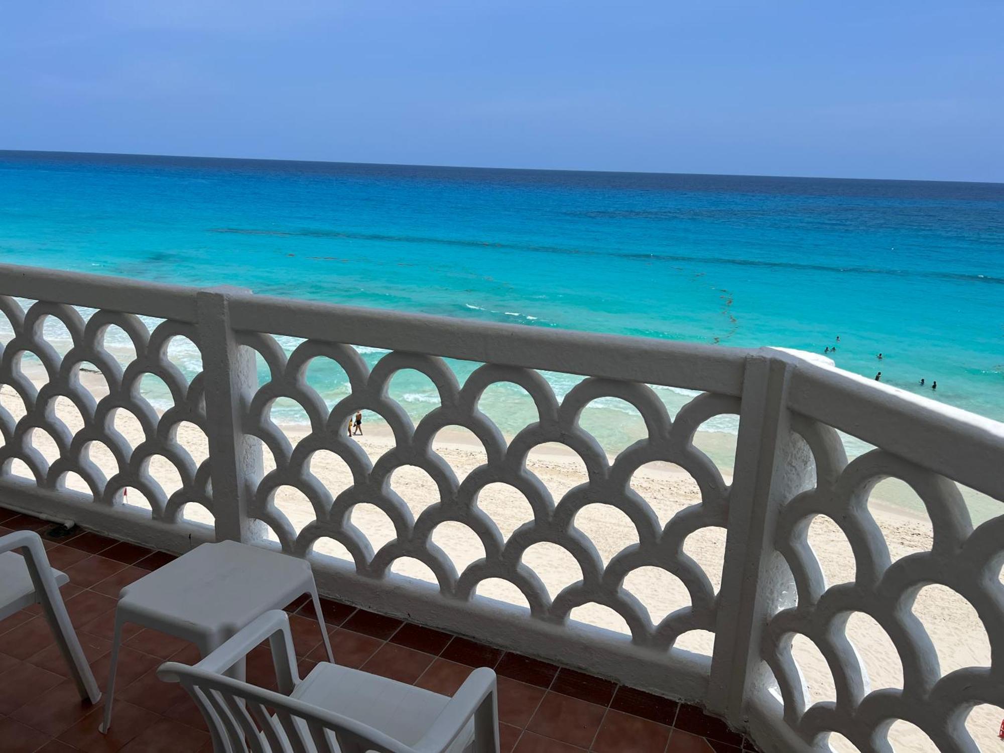 Ova Apartments Cancún Eksteriør billede