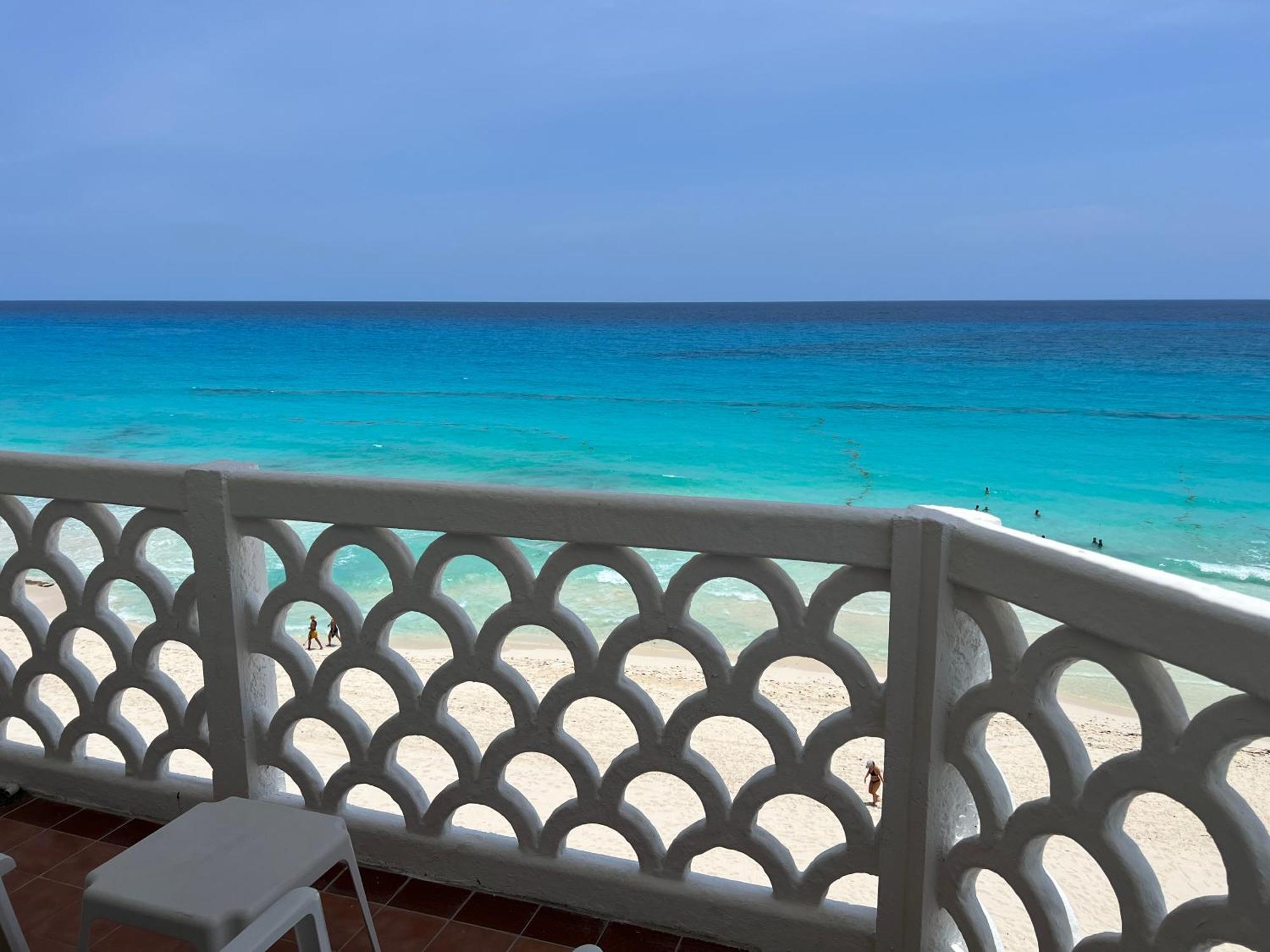 Ova Apartments Cancún Eksteriør billede