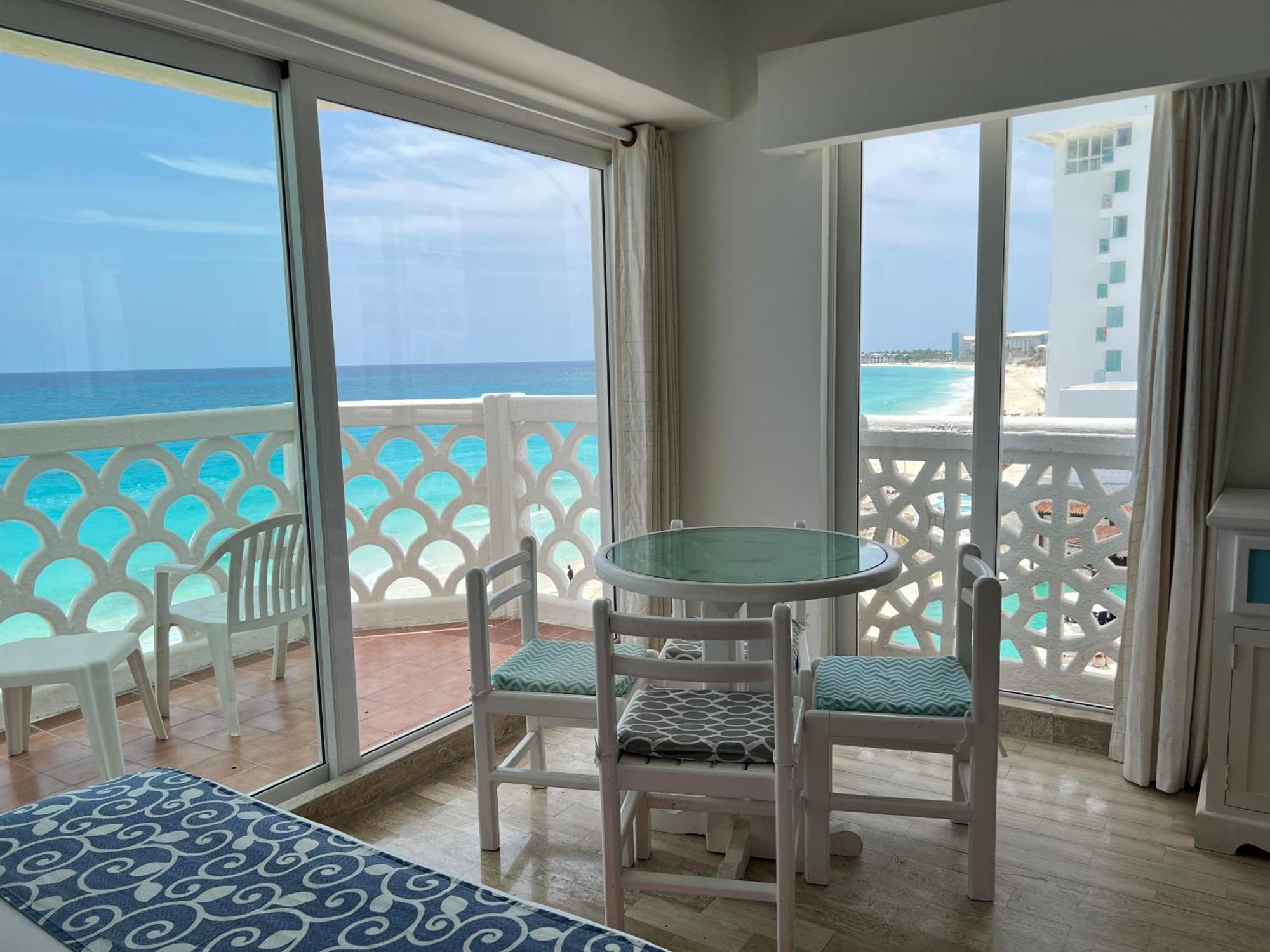 Ova Apartments Cancún Eksteriør billede